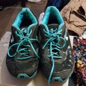 UNDER ARMOUR Black and Teal Running Shoes